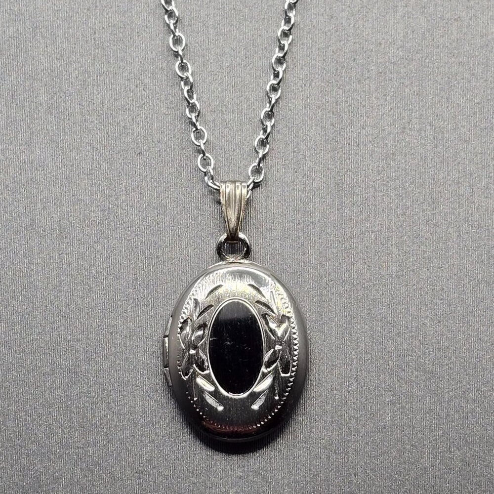VTG JM Fisher Sterling Silver Sweetheart Locket Necklace 22" Floral Etched 1940s - Picture 1 of 15